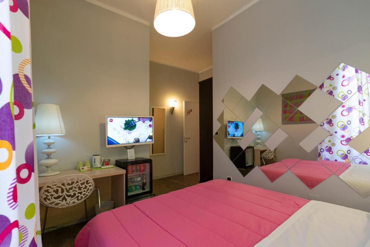 H Rooms Boutique Hotel Napoli Eksteriør billede