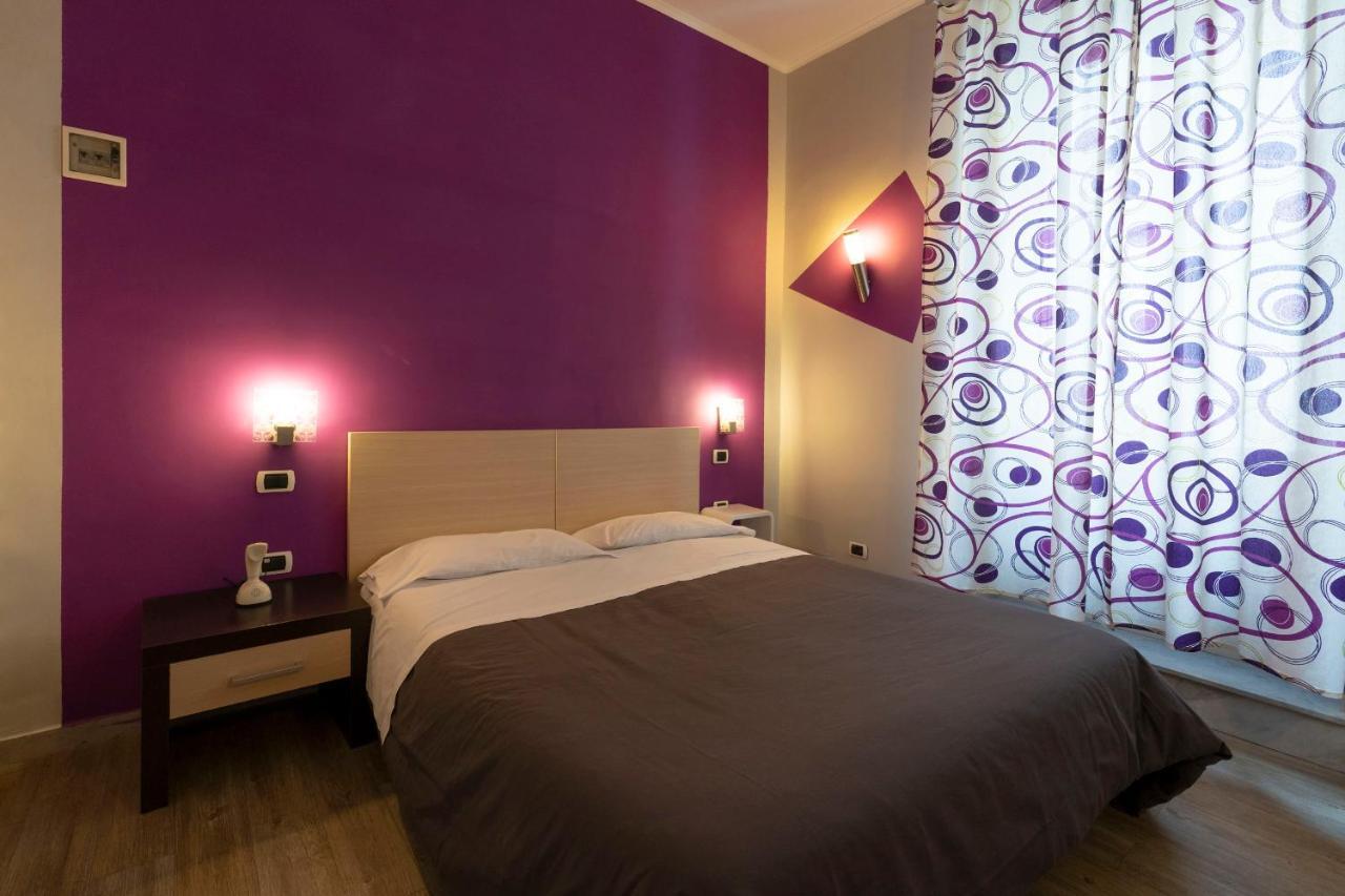 H Rooms Boutique Hotel Napoli Eksteriør billede