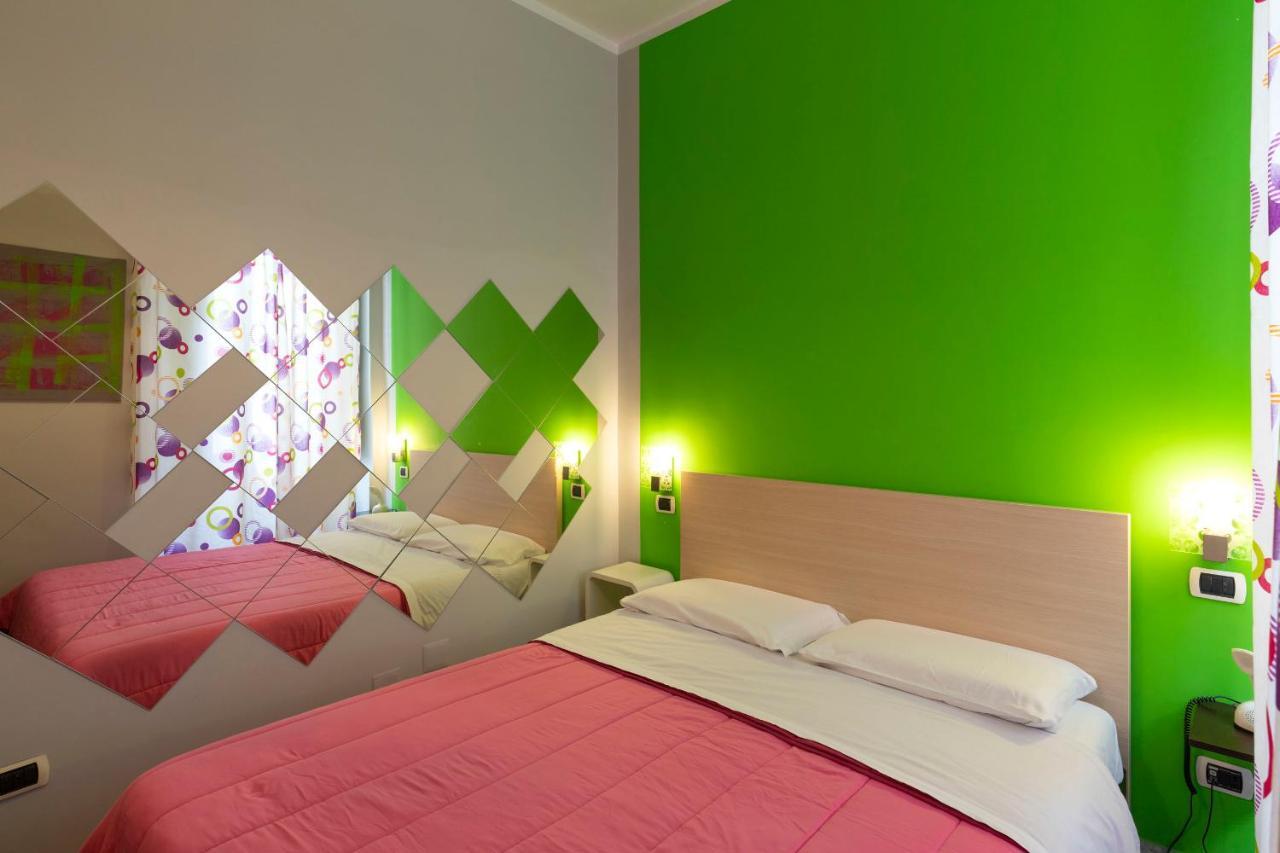 H Rooms Boutique Hotel Napoli Eksteriør billede