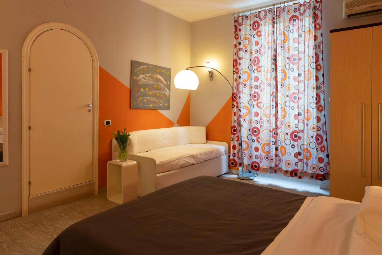 H Rooms Boutique Hotel Napoli Eksteriør billede
